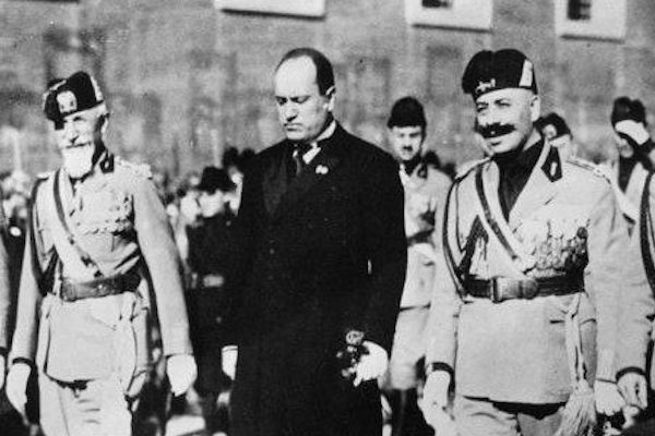 Mussolini-in-Rome-e1589998370998